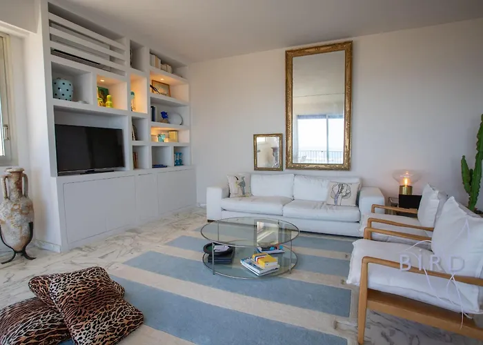 Smart Flat In Sea View Ac Parking And Pool Apartament