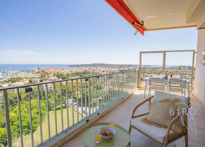 Smart Flat In Sea View Ac Parking And Pool