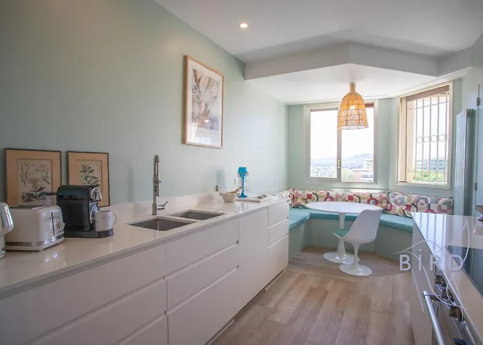 Smart Flat In Sea View Ac Parking And Pool Apartament