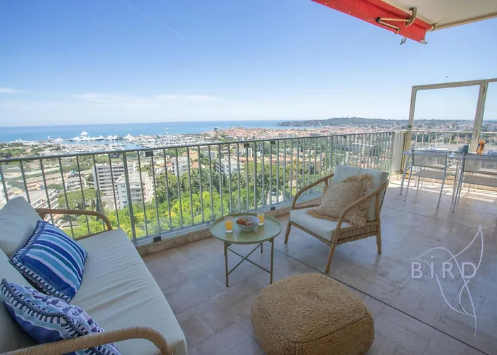 Smart Flat In Sea View Ac Parking And Pool Apartment Antibes