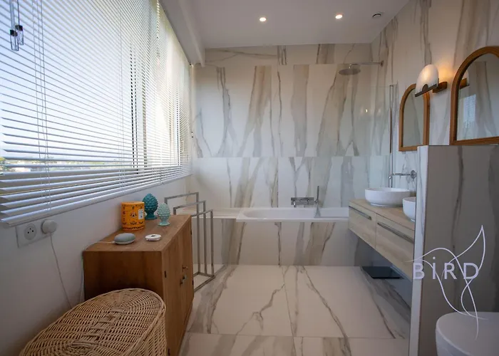 Smart Flat In Sea View Ac Parking And Pool Apartment