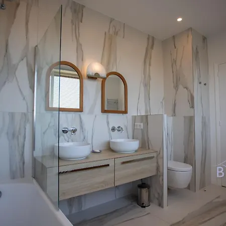 Smart Flat In Sea View Ac Parking And Pool Apartment Antibes