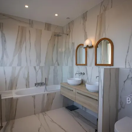 Smart Flat In Sea View Ac Parking And Pool