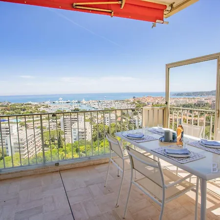 Smart Flat In Sea View Ac Parking And Pool Apartment *