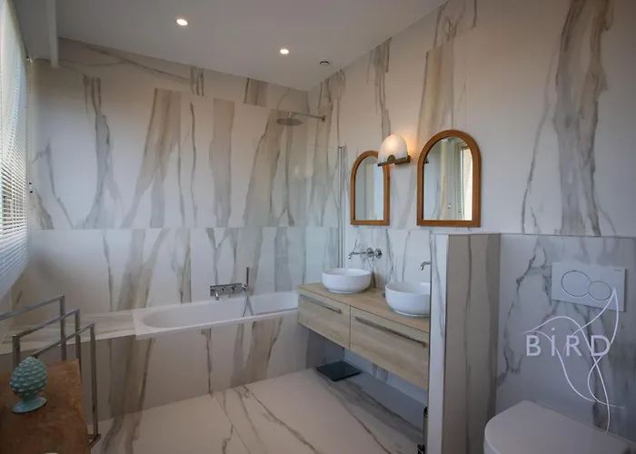 Smart Flat In Sea View Ac Parking And Pool